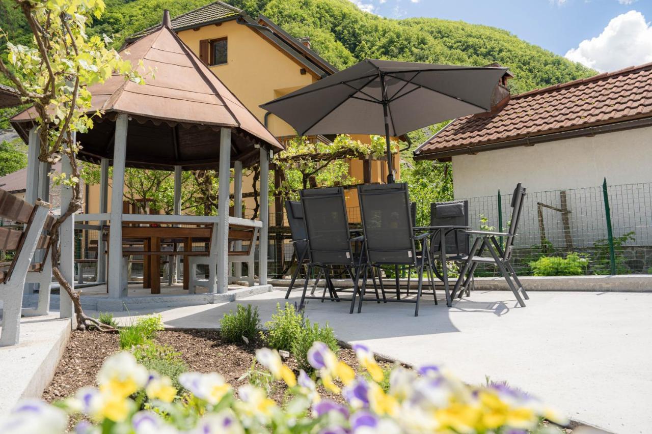 Hostal Relax House Soca Bovec Exterior foto
